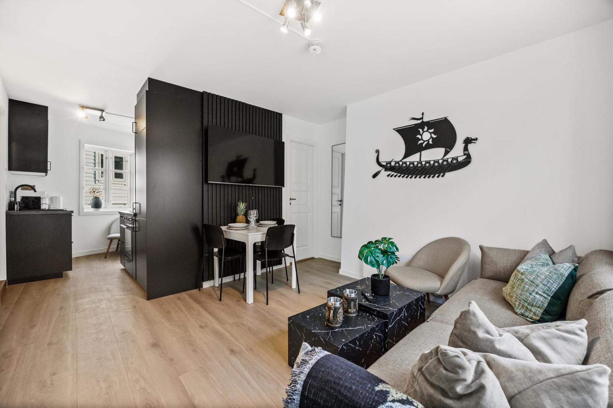 Homerentals Apartments - Behind Bryggen & Historic Cobblestone Streets - 2 Floor Renovated From February 2025 Bergen Eksteriør bilde